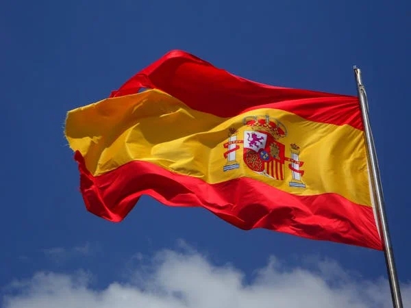 spain-flag-flutter-spanish-54097.webp.jpg